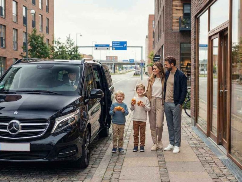 Family-Friendly Bakeries on Chauffeur Routes from Copenhagen Airports